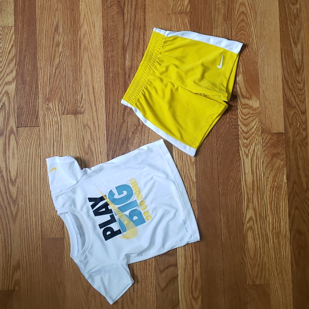 Nike Short Set 18m Yellow and white